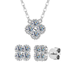 Four-leaf clover moissanite jewelry set in gift box