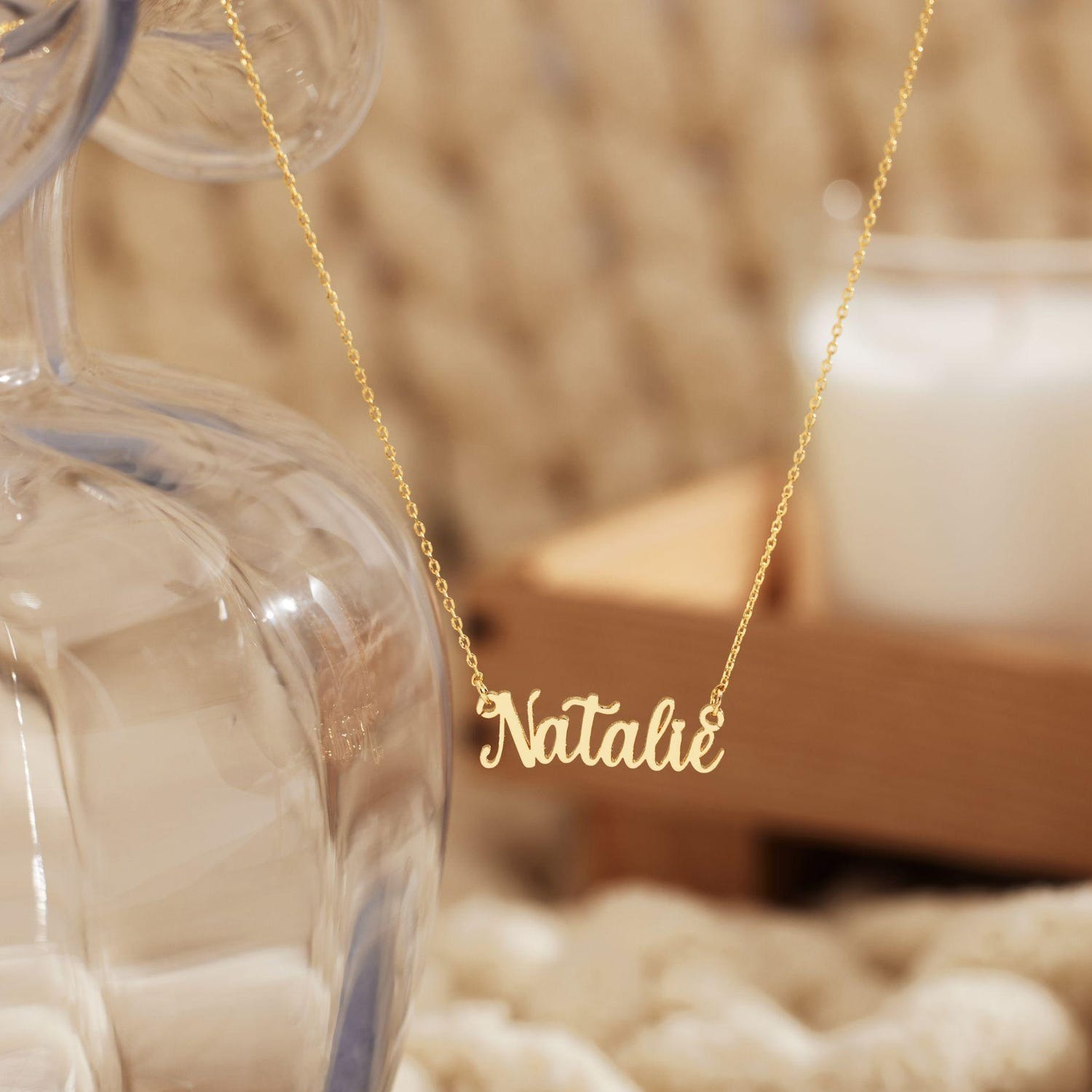 Custom name necklace in 925 silver with electroplated gold or rose gold finish. Adjustable length (21–50cm). The perfect thoughtful gift – order your engraving today.