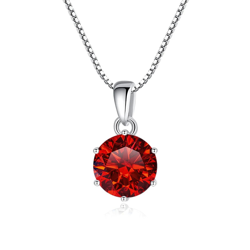 Moissanite pendant necklace, brilliant-cut detail